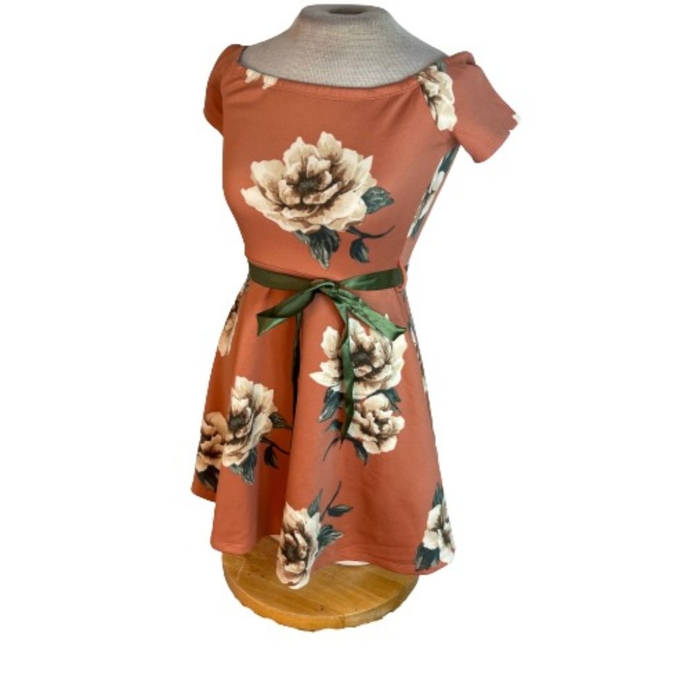 Floral Mini Dress in Rust and Green